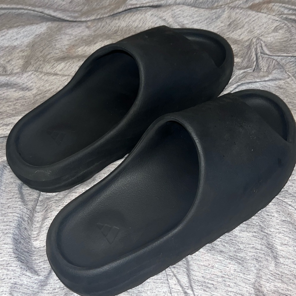 Yeezy slide